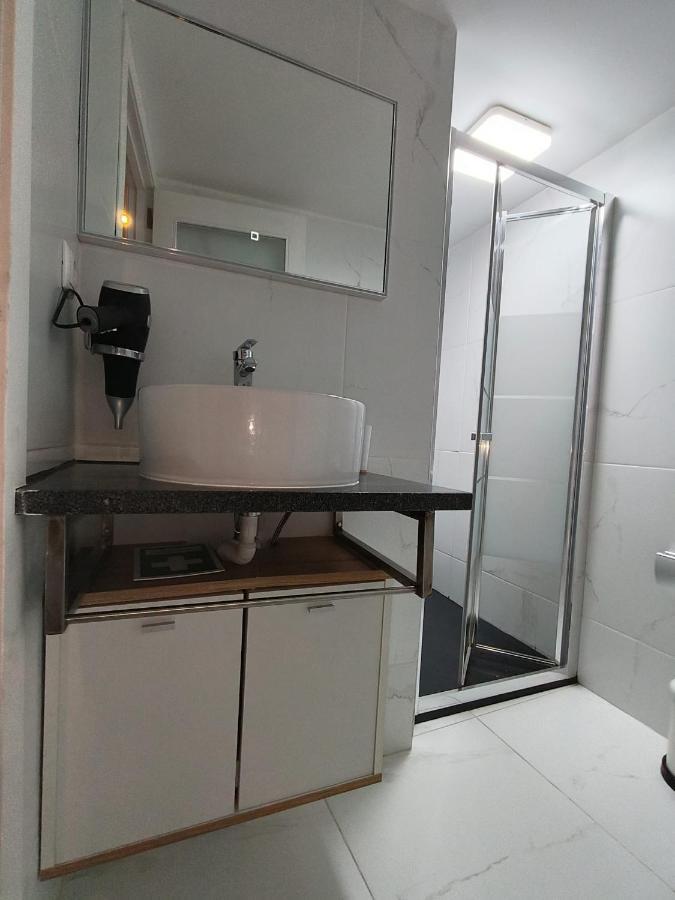 Central Apartamento 0 Ac Metro Nearby ปอร์โต ภายนอก รูปภาพ