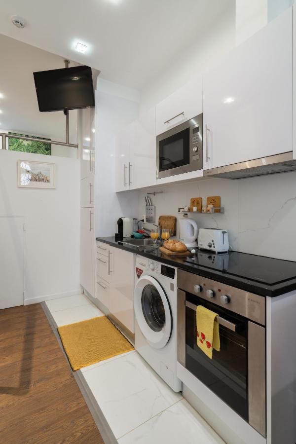 Central Apartamento 0 Ac Metro Nearby ปอร์โต ภายนอก รูปภาพ